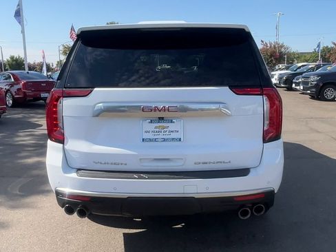 Used 2024 GMC Yukon Denali AWD/4WD image 6