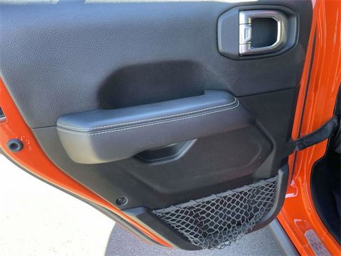 Used 2020 Jeep Wrangler Unlimited Rubicon w/ Dual Top Group image 6