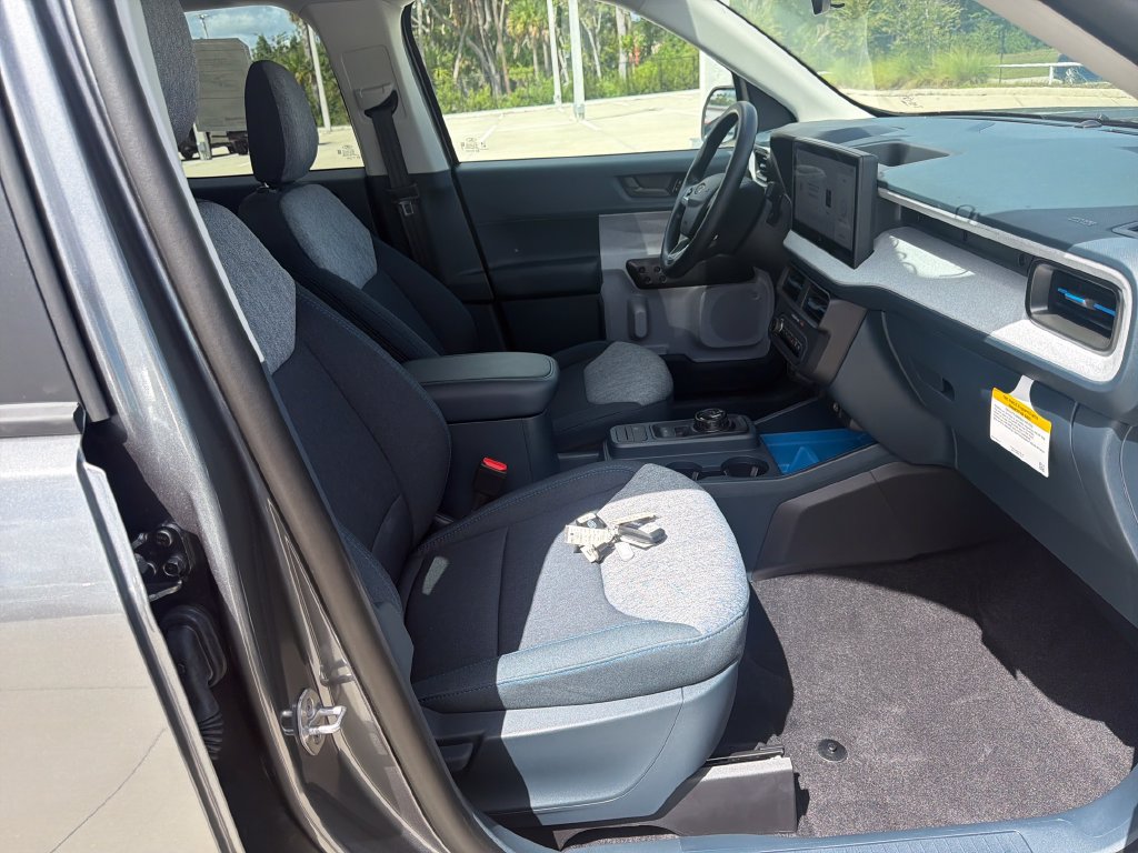 New 2026 Ford Maverick XLT FWD image 27