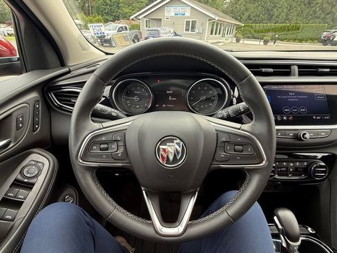 Used 2023 Buick Encore GX Essence w/ Experience Buick Package FWD image 13