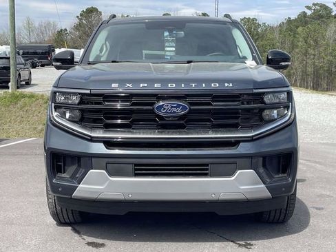 New 2026 Ford Expedition Platinum w/ Driver's Package AWD/4WD image 15
