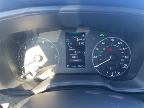 Used 2025 Toyota Corolla LE image 15