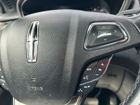 Used 2017 Lincoln MKC Reserve AWD/4WD image 22