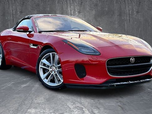 Used 2018 Jaguar F-TYPE Convertible image 3