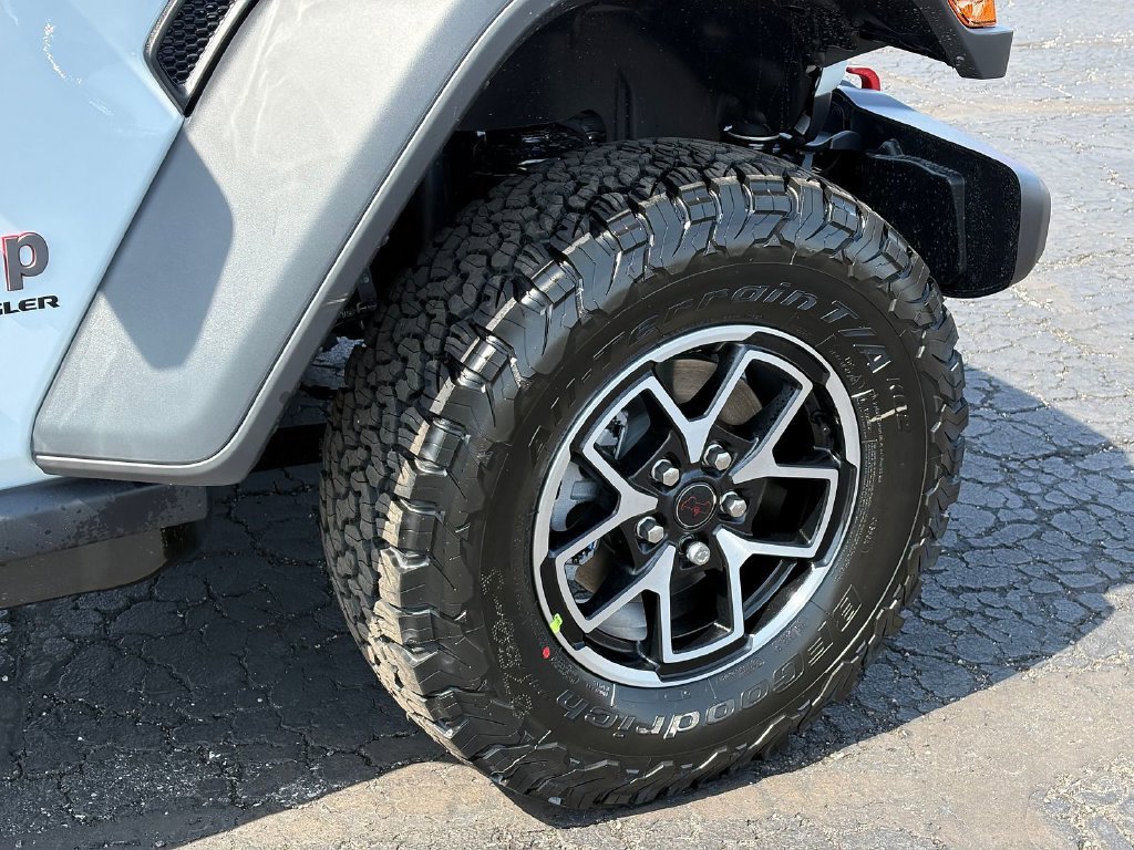 New 2026 Jeep Wrangler Unlimited Rubicon AWD/4WD image 9