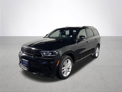 Used 2025 Dodge Durango GT image 2