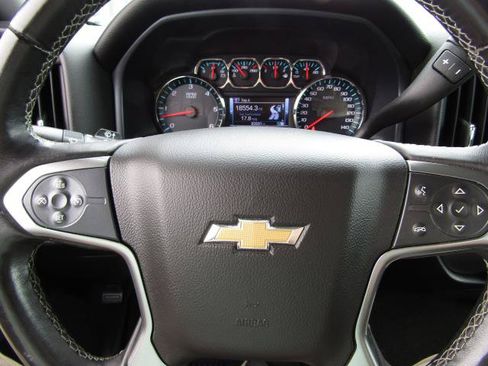 Used 2017 Chevrolet Silverado 1500 LT w/ All Star Edition AWD/4WD image 18