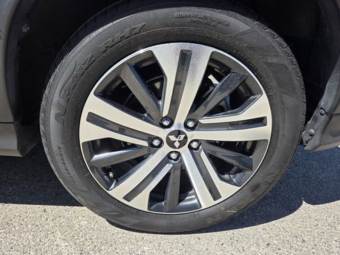Used 2025 Mitsubishi Outlander Sport ES AWD/4WD image 20