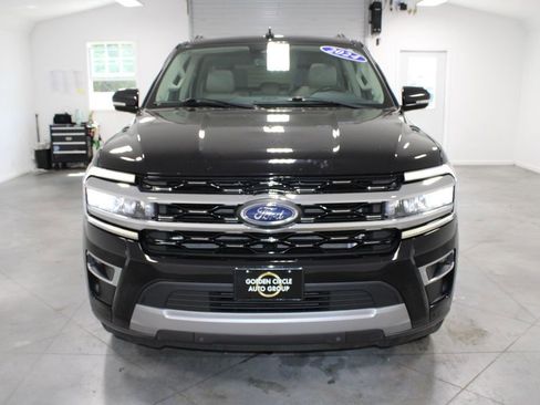 Used 2024 Ford Expedition Max Limited RWD image 3