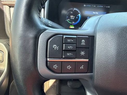 Used 2022 Ford F150 Lightning Lariat AWD/4WD image 5