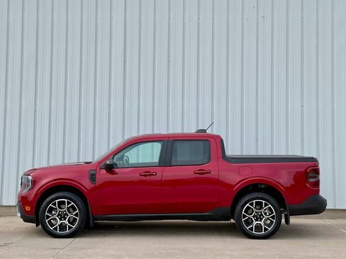 Used 2025 Ford Maverick Lariat w/ 4K Tow Package AWD/4WD image 3