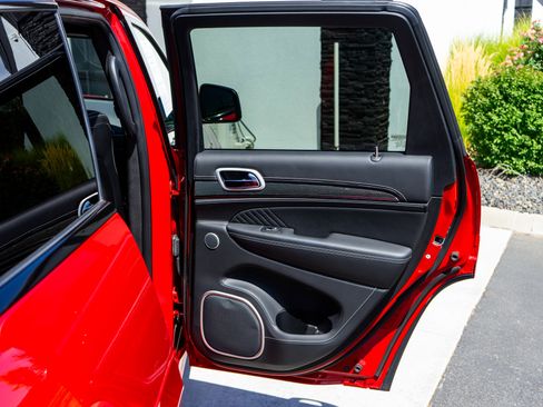 Used 2018 Jeep Grand Cherokee Trackhawk image 44