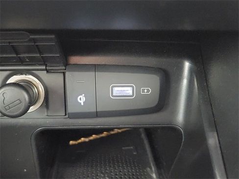 Used 2023 Hyundai Santa Cruz SEL Premium image 30