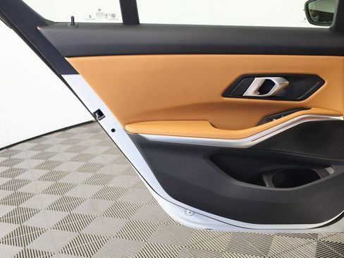 Used 2025 BMW 330i Sedan w/ Convenience Package image 13