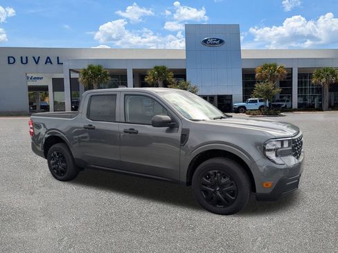 New 2025 Ford Maverick XL w/ Equipment Group 101A image 2