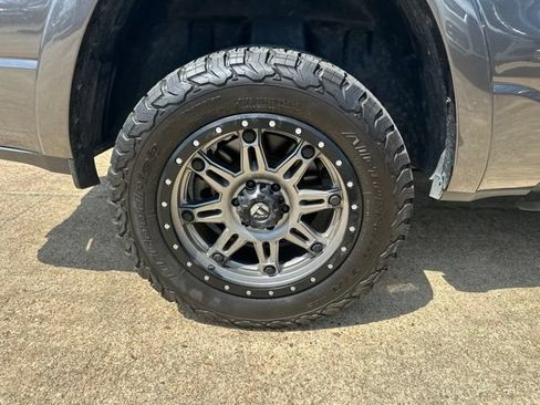 Used 2019 RAM 1500 Limited AWD/4WD image 33