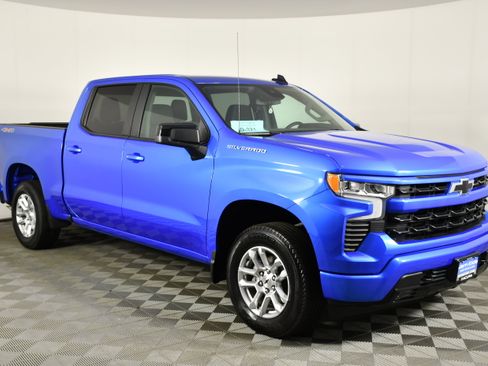 Used 2026 Chevrolet Silverado 1500 RST AWD/4WD image 4