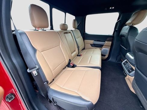 Used 2021 Ford F150 Lariat w/ Equipment Group 502A High AWD/4WD image 29