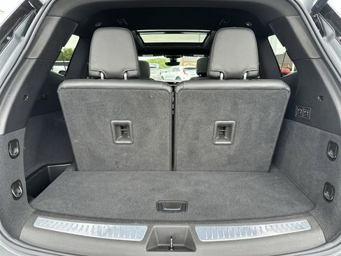 Used 2023 Cadillac XT6 Sport w/ Technology Package image 24