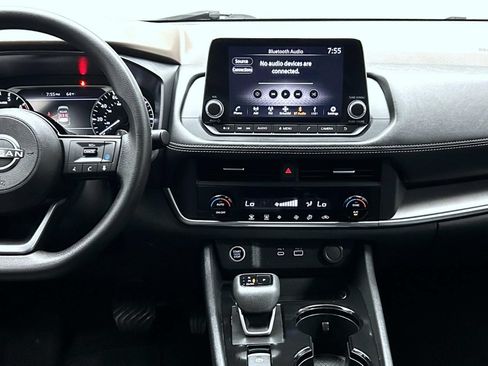 Used 2023 Nissan Rogue SV AWD/4WD image 13