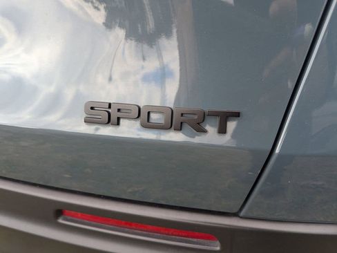 Used 2024 Honda HR-V Sport image 9