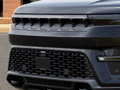 New 2026 Jeep Grand Wagoneer Limited image 11