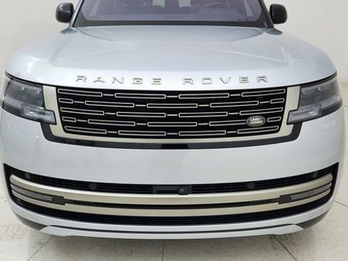 Used 2023 Land Rover Range Rover SE AWD/4WD image 8