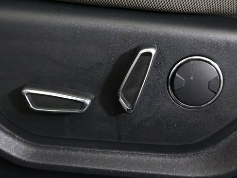 Used 2017 Ford F150 XLT w/ Equipment Group 302A Luxury image 31