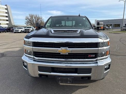 Used 2017 Chevrolet Silverado 2500 LT w/ LT Convenience Package AWD/4WD image 5