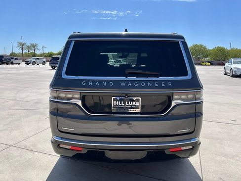 Used 2022 Jeep Grand Wagoneer Series I AWD/4WD image 9