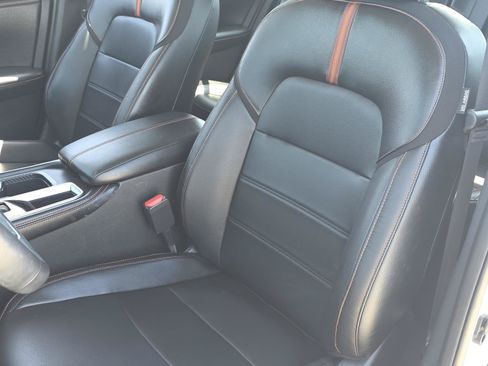 Used 2025 Nissan Sentra SR w/ SR Premium Package FWD image 12