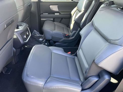 New 2026 Ford Expedition Active RWD image 11