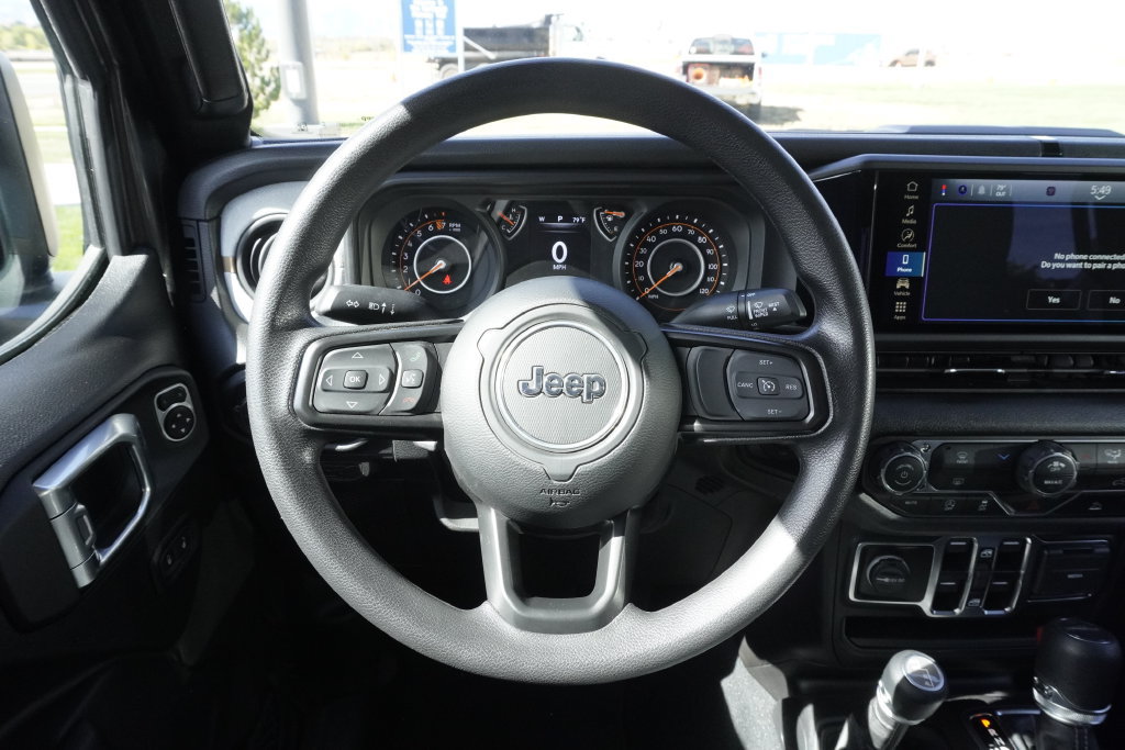 Used 2025 Jeep Gladiator Sport AWD/4WD image 10