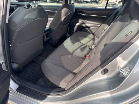 Used 2022 Toyota Camry LE image 25