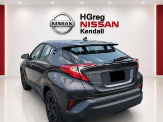 Used 2020 Toyota C-HR XLE FWD video 2