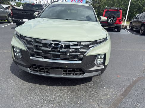 Used 2024 Hyundai Santa Cruz Limited AWD/4WD image 2