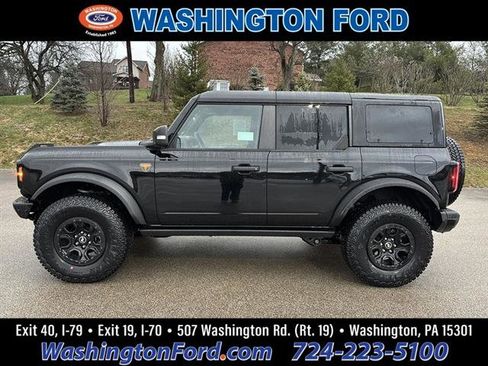 New 2025 Ford Bronco Badlands image 1