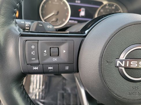 Used 2022 Nissan Pathfinder SL w/ SL Premium Package FWD image 40