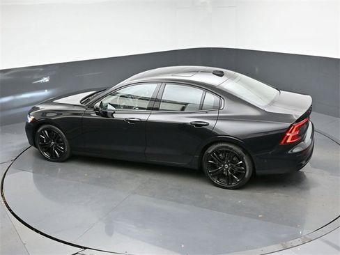 Used 2023 Volvo S60 B5 Plus w/ Climate Package image 45