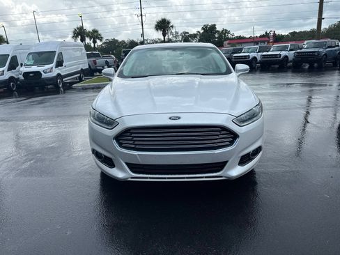 Used 2014 Ford Fusion Titanium FWD image 3