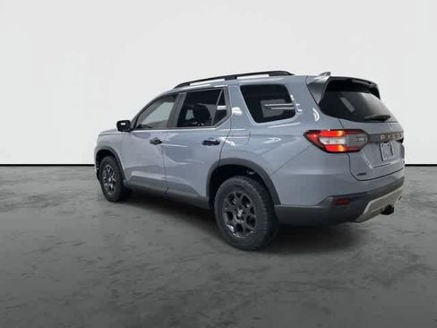 New 2026 Honda Pilot TrailSport image 9