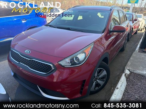 Used 2018 Kia Niro LX image 1