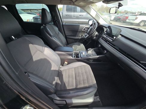 Used 2022 Mitsubishi Outlander SEL Black Edition image 11