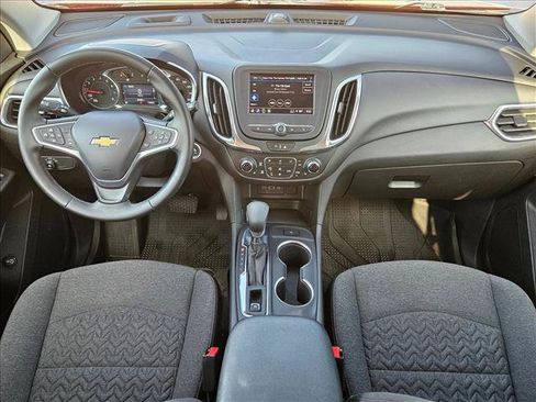 Used 2023 Chevrolet Equinox LT FWD image 17