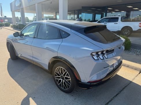 Used 2024 Ford Mustang Mach-E Premium AWD/4WD image 10