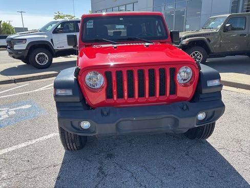Used 2021 Jeep Wrangler Unlimited Sport AWD/4WD image 9