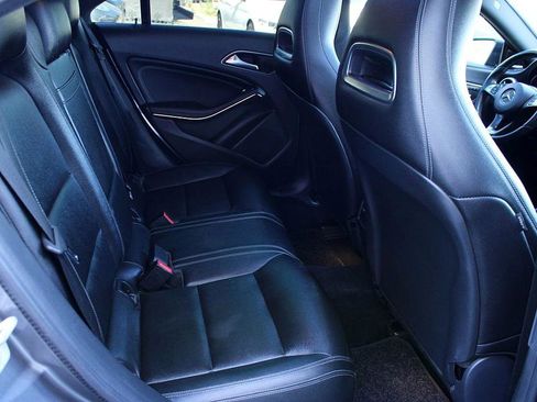 Used 2018 Mercedes-Benz CLA 250 image 17