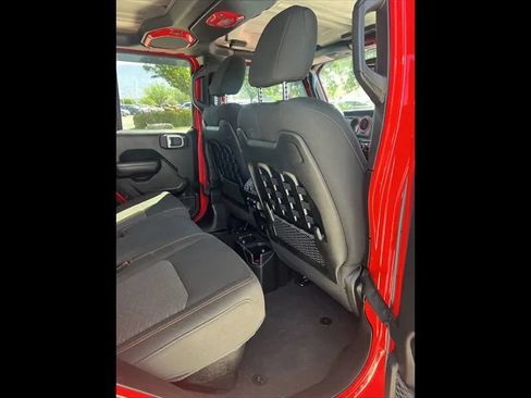 Used 2021 Jeep Gladiator Mojave AWD/4WD image 16