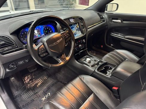 Used 2017 Chrysler 300 S image 14