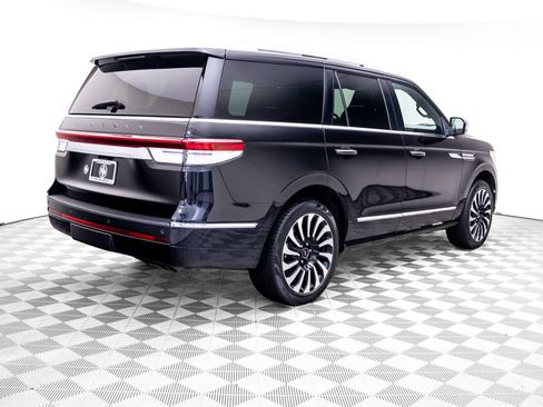 Used 2022 Lincoln Navigator Black Label AWD/4WD image 5